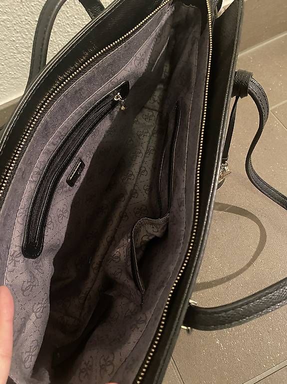Sacs femmes: Guess Tasche – Neuf avec emballage d'origine à Zuchwil par tgy_2qrg 4