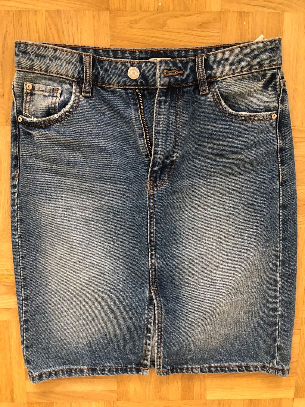 Gonne: Jupe en jeans taille haute – Usato da Onex venduto da kattrina