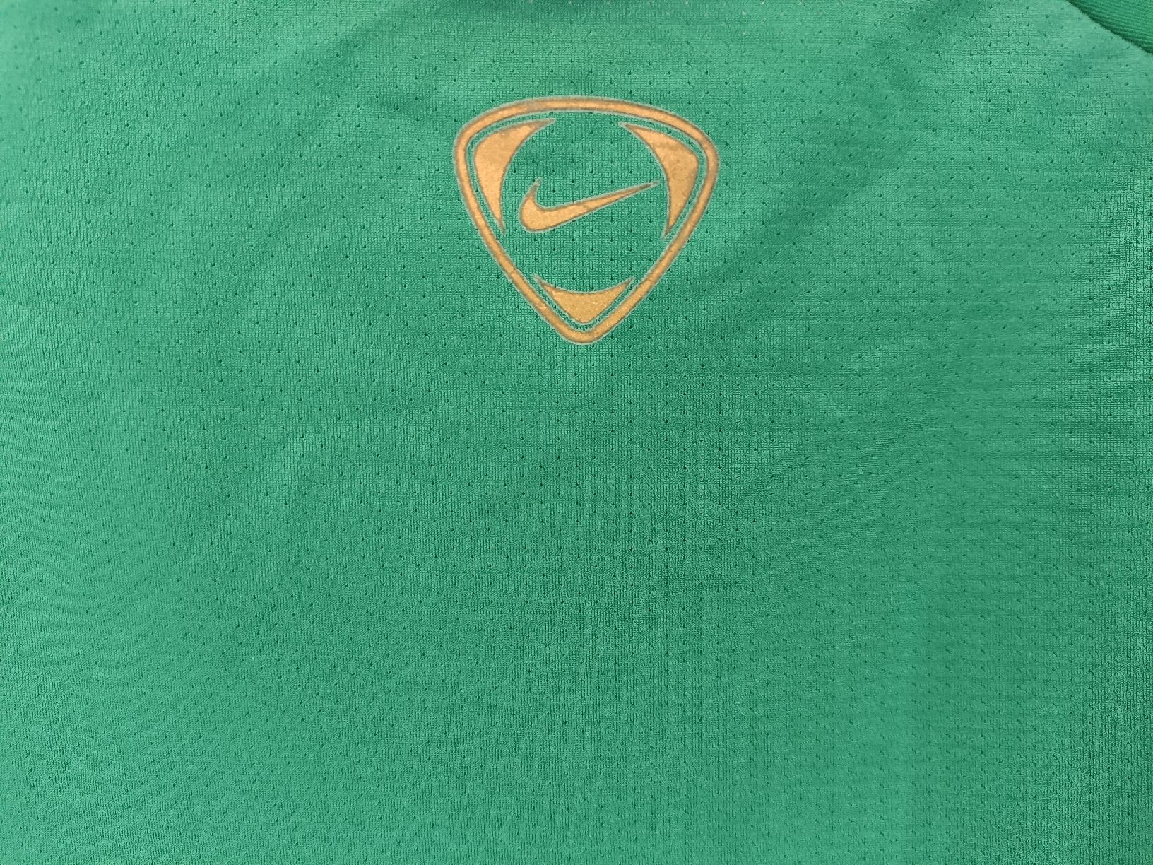 Nike Leibchen & Hosen: Original Portugal 2008-09 Training Trikot – Gebraucht aus St-Léonard von SwissDealsJersey 5