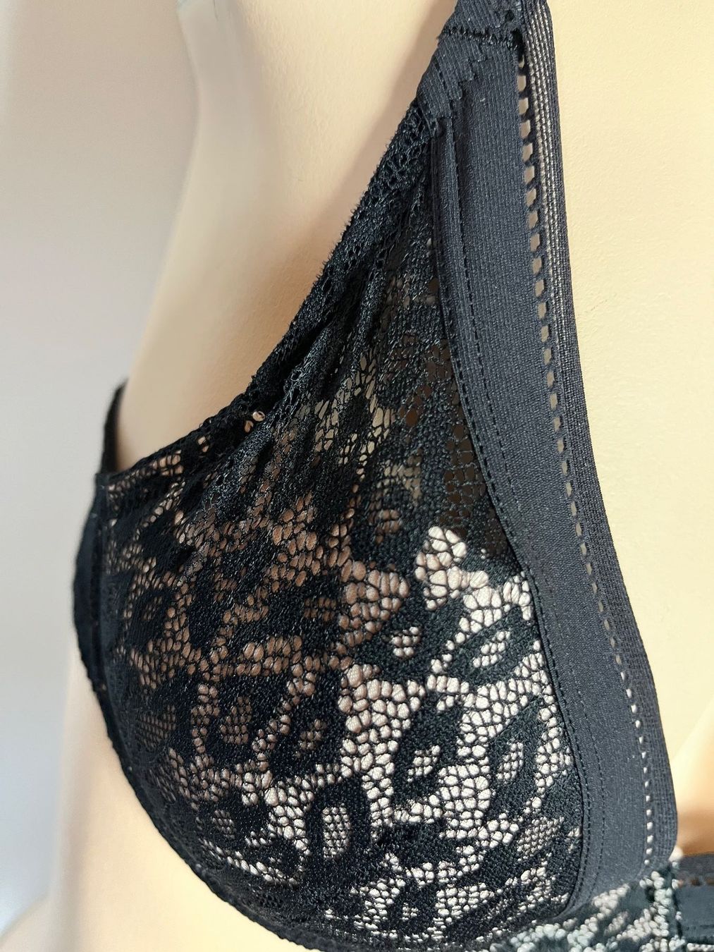 Passionata Altra biancheria intima: Schalen-BH Passionata, Grösse 75B – Nuovo e nell'imballaggio originale da Rudolfstetten venduto da gst_g7xl 2