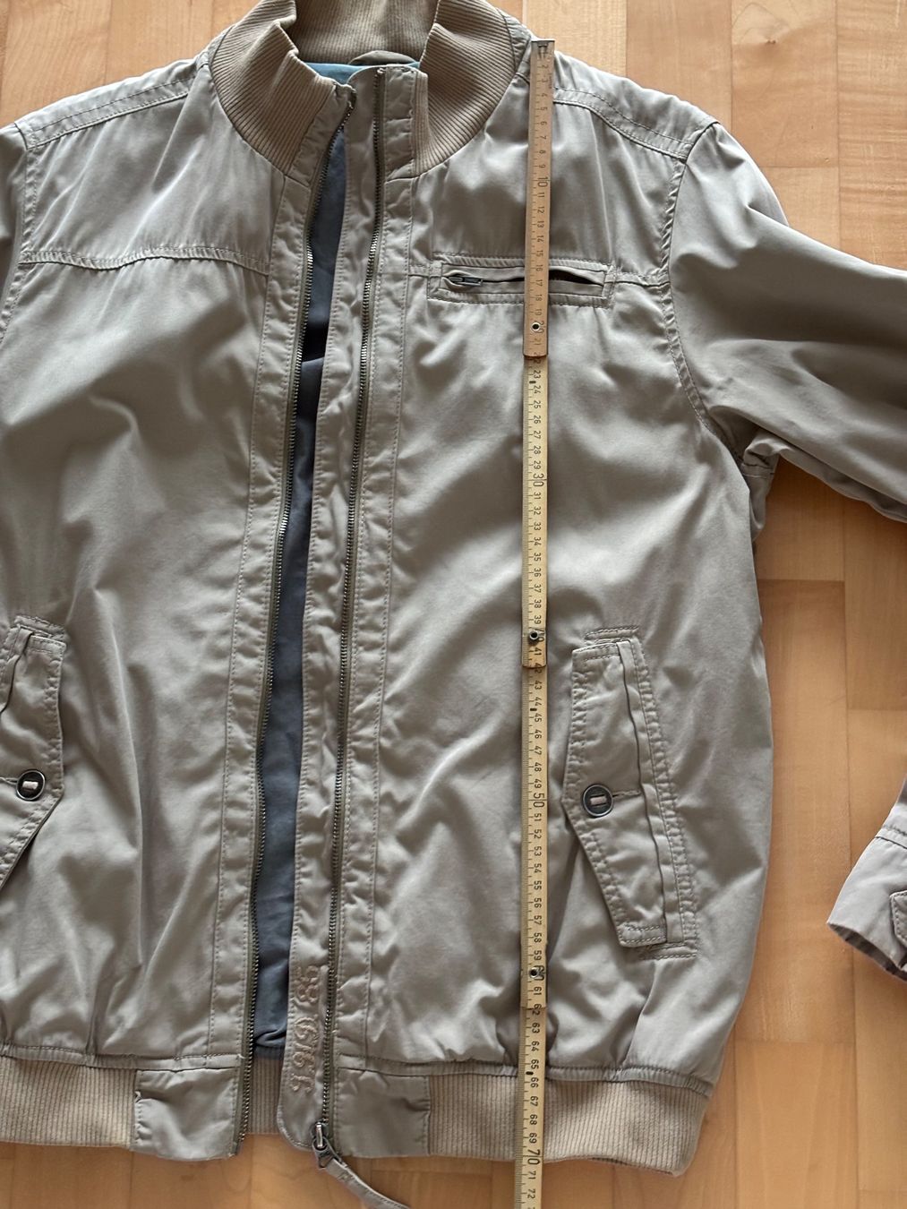 Tommy Hilfiger Jacken: Übergangsjacke Tommy Hilfiger Vintage – Gebraucht aus Winterberg ZH von vanilleinspiration 6