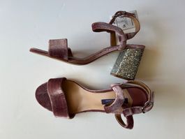 Sandales en velours et talon à paillettes