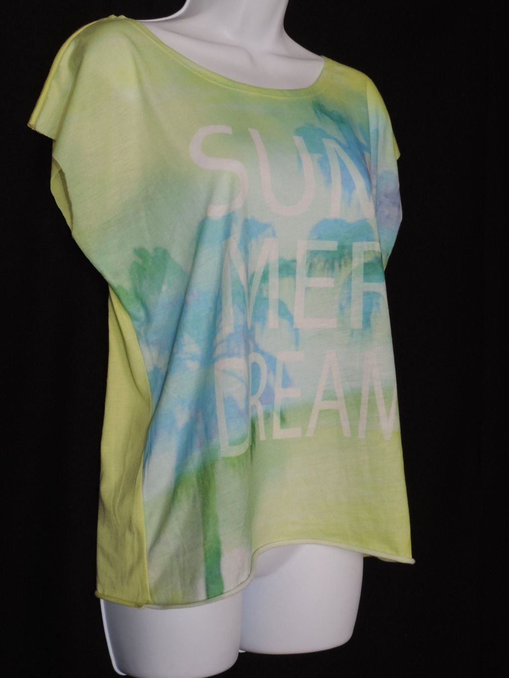 T-shirt: t-shirt summer dream – Usato da Genève venduto da Axelle333 3