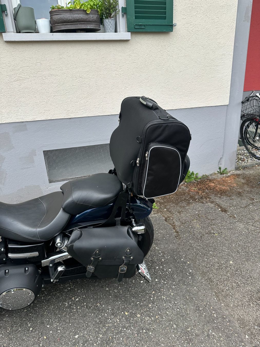 Harley-Davidson Chopper: Harley Davidson FXDWG – Gebraucht aus Allschwil von Largescale 4