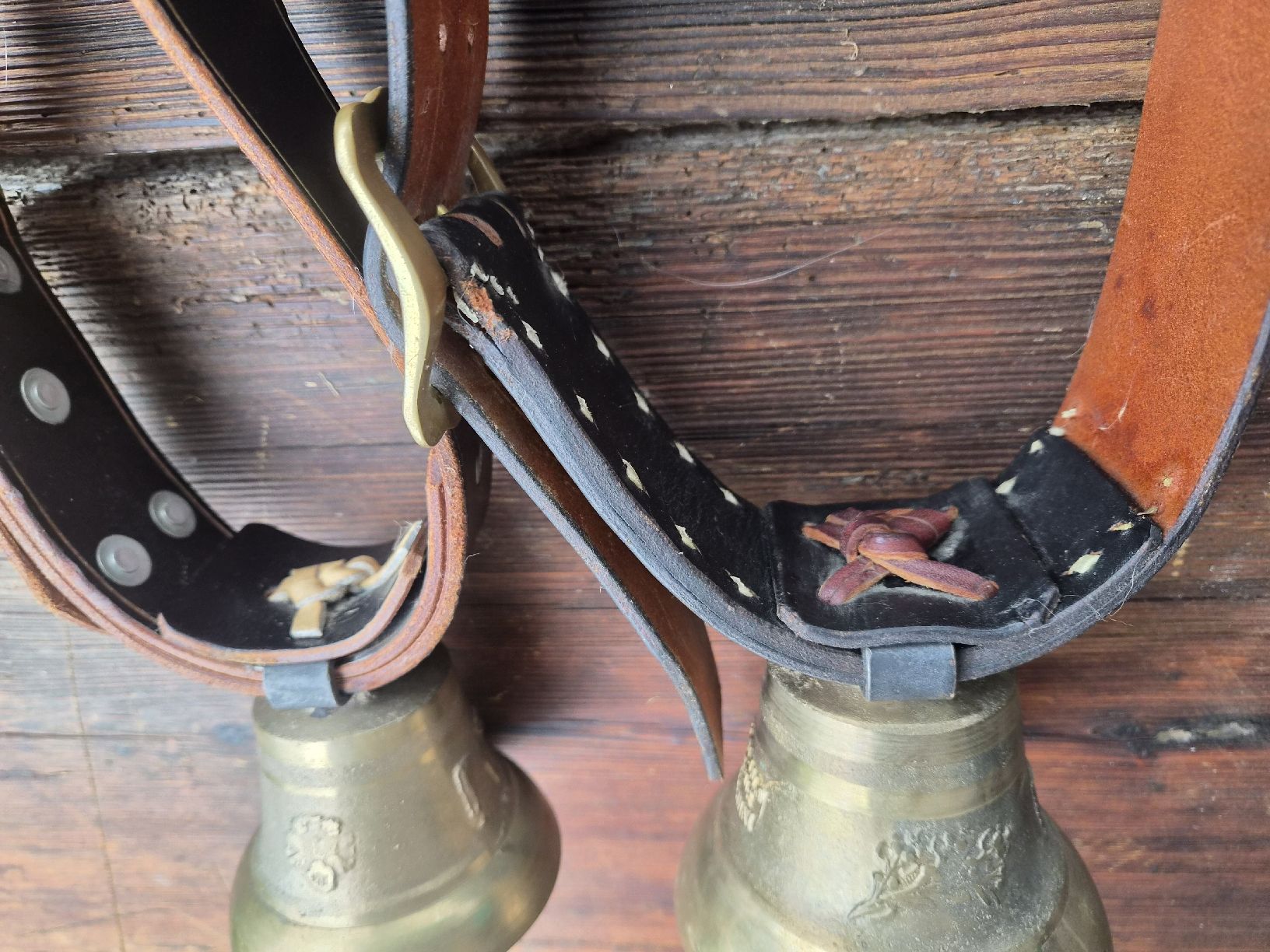 Cloches & sonnailles: 2 sonnaille cloches  – D'occasion à Farvagny-le-Grand par CollectibleWatches 4