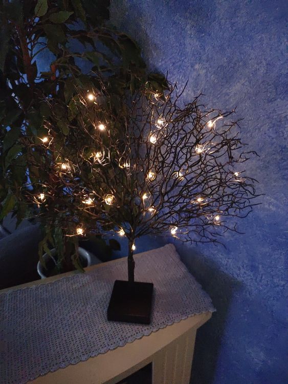 LED Lichterbaum in schwarz (54 cm)