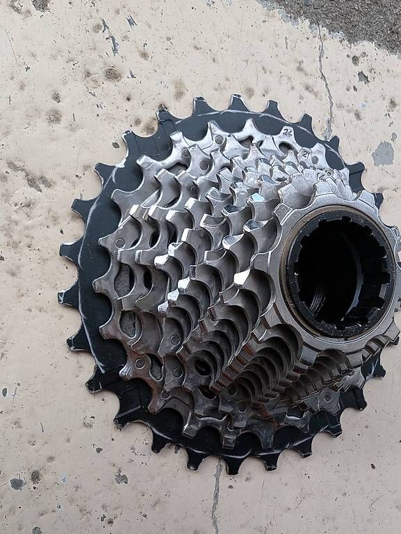 Pezzi di ricambio: Sram Force Kassette 10-28 und Kette Force – Usato da RÜTIHOF venduto da Radsportfan 1