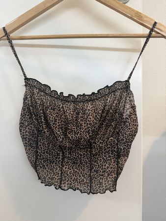 Top court imprimé léopard taille S 