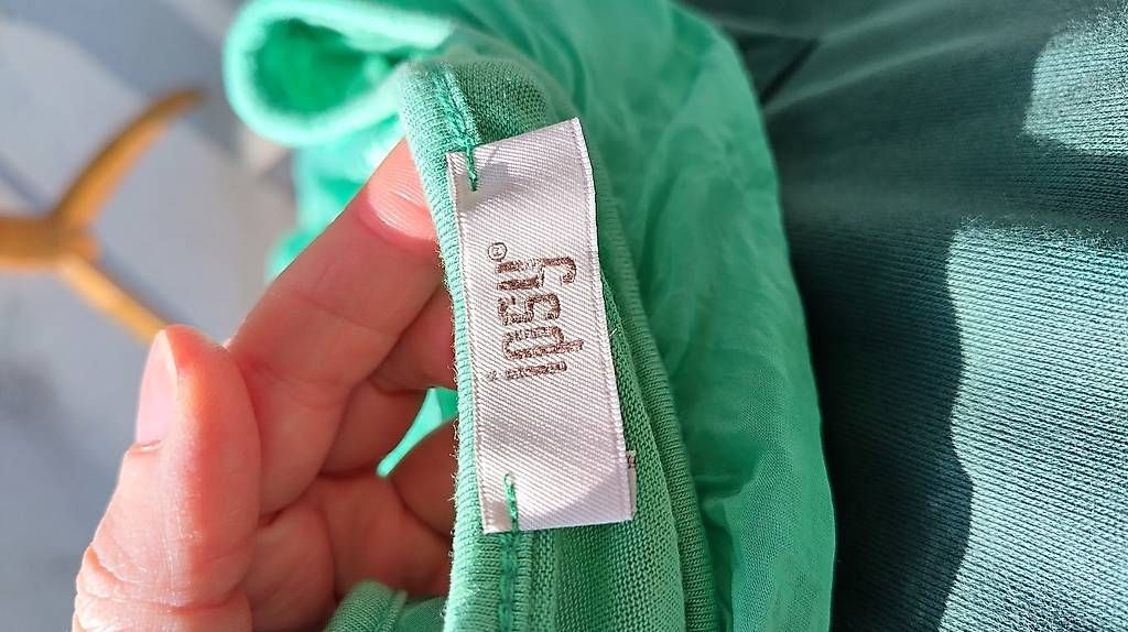 Blusen: hellgrüne Bluse (IPSY) – Gebraucht aus Wil SG von _lauraa_ 3