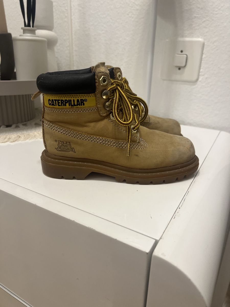 Caterpillar Scarpe per ragazzi: CATERPILLAR BOOTS GR 29 – Usato da Basel venduto da theo-g77