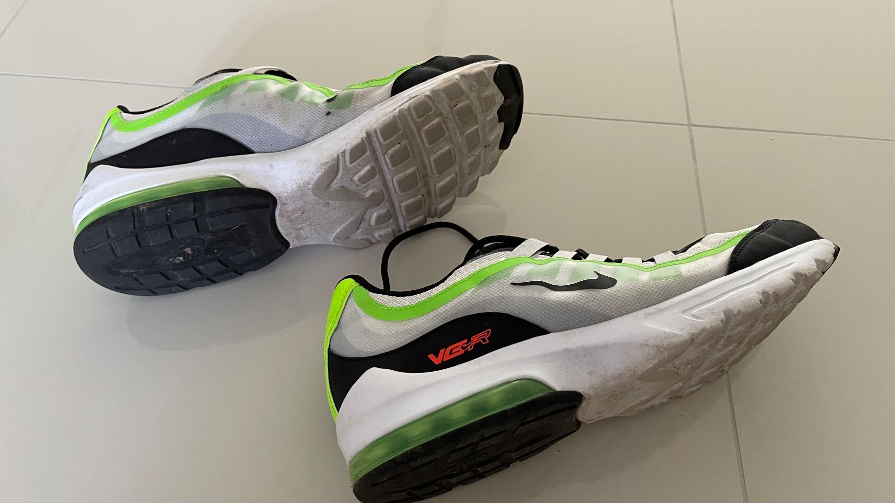 Scarpe da uomo: Nike Schuhe – Usato da Rheineck venduto da pssesolnet 3