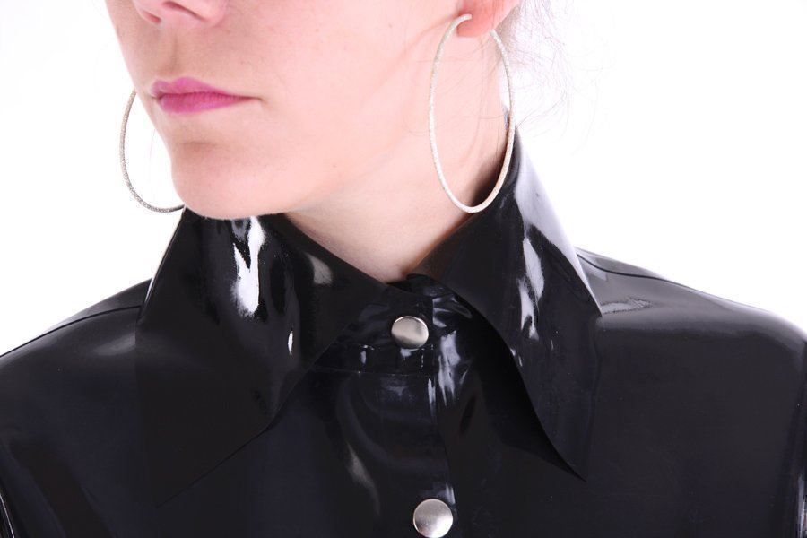 Camicette: Latex Gummi Gothic Klassische Bluse – Nuovo e nell'imballaggio originale da Beinwil am See venduto da yourfetishworld 1