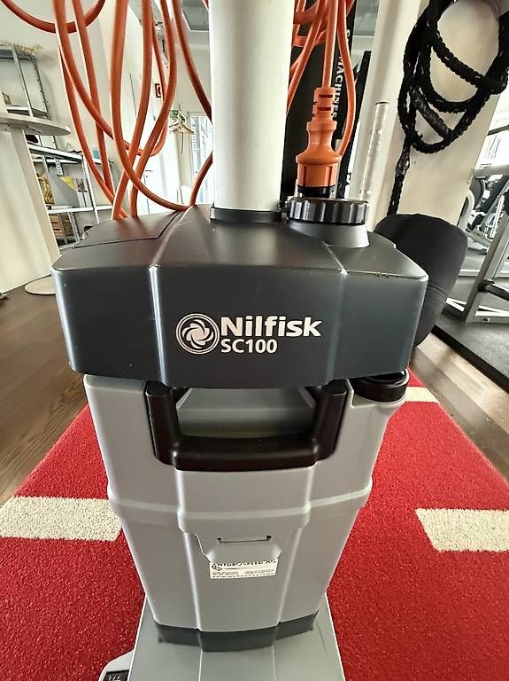 Aspirapolveri & Accessori: Nilfisk SC100  – Usato da Dornach venduto da Samwyss 1