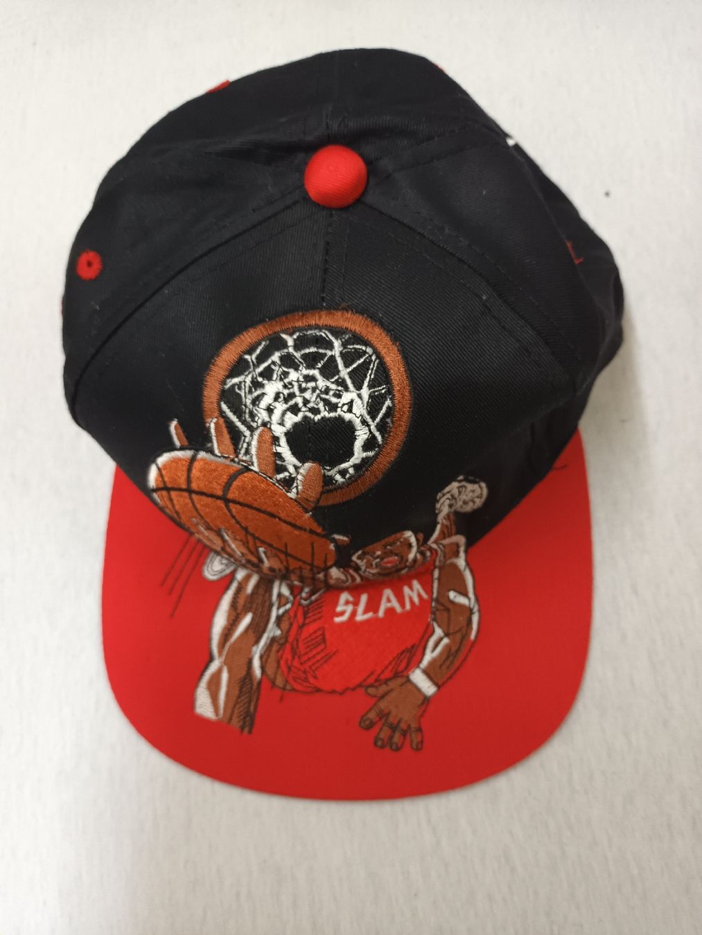 Chapeaux, bonnets & casquettes: 4 Basketball Mützen  neu – Neuf avec emballage d'origine à sursee par pasuro 3