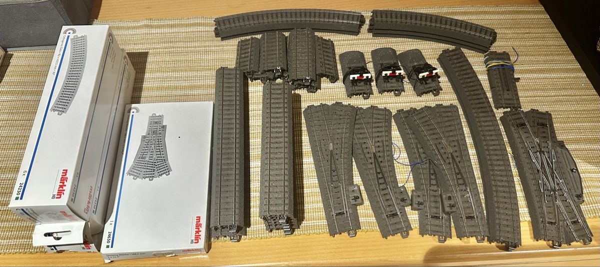 Märklin Modelleisenbahnen: MEGA Posten Märklin C-Geleise Weichen ab 99.- – Gebraucht aus Sennwald von HARO-Import