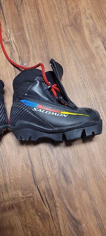 Salomon Scarpe da uomo: Salomon langlaufschuhe junior gr. 25.5 – Usato da Windisch venduto da roumetm 1
