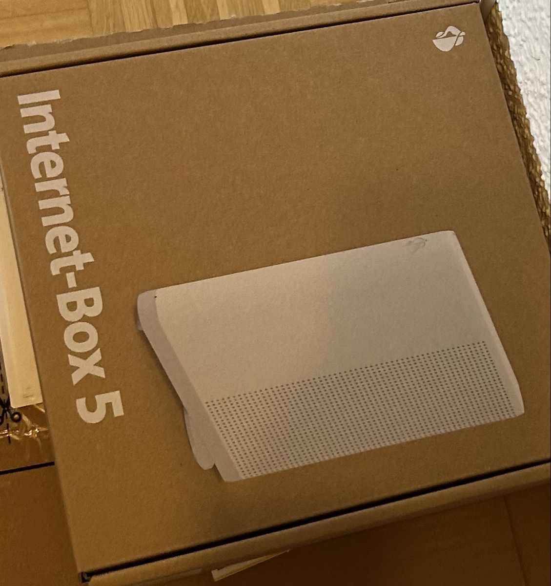 Laufwerke & Adapter: Boîte Swisscom internet-Box 5 neuve, scellée. – Neu (gemäss Beschreibung) aus Peseux von Papillon118