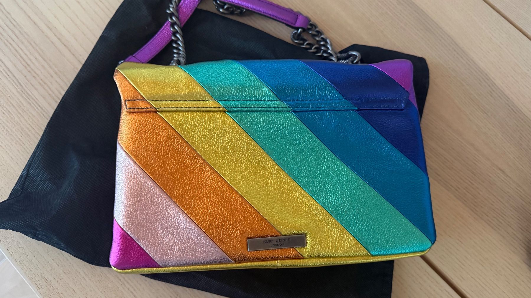 Kurt Geiger Borse da donna: Kurt Geiger Multicolor Regenbogen Schultertasche – Nuovo (secondo la descrizione) da Winterthur venduto da damoiselles 1