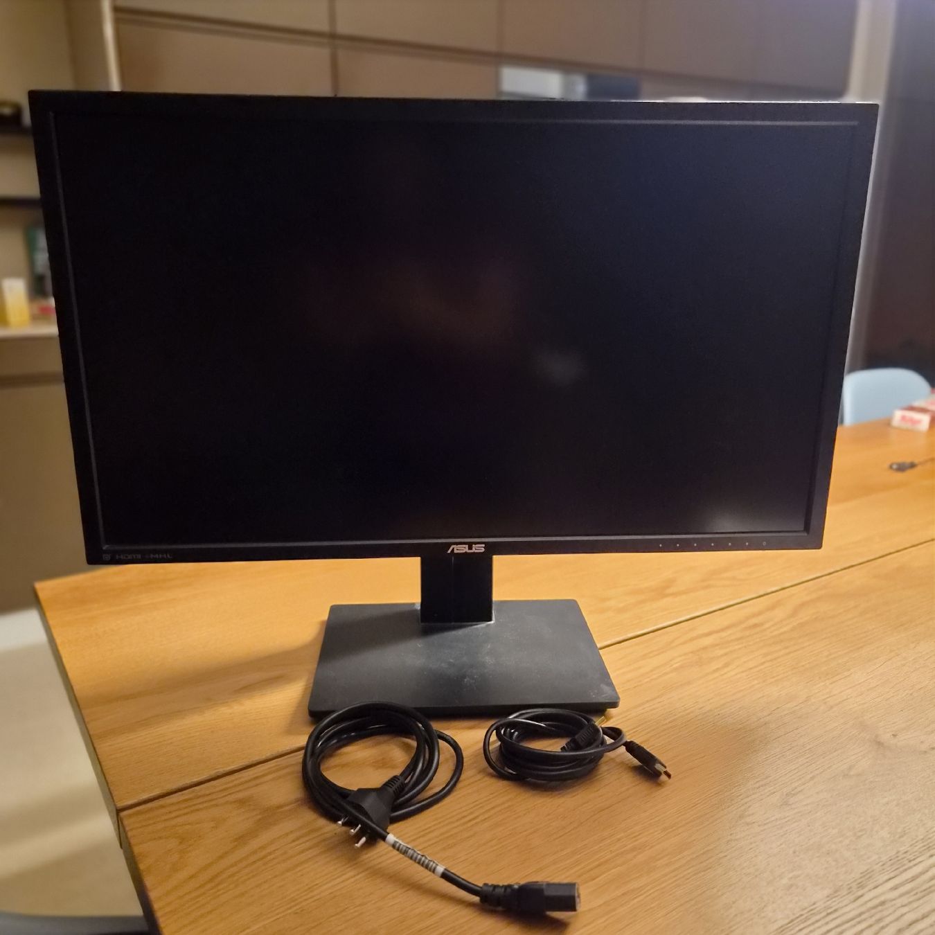 Monitor: Asus Bildschirm P287Q – Usato da Sarmenstorf venduto da Turischt