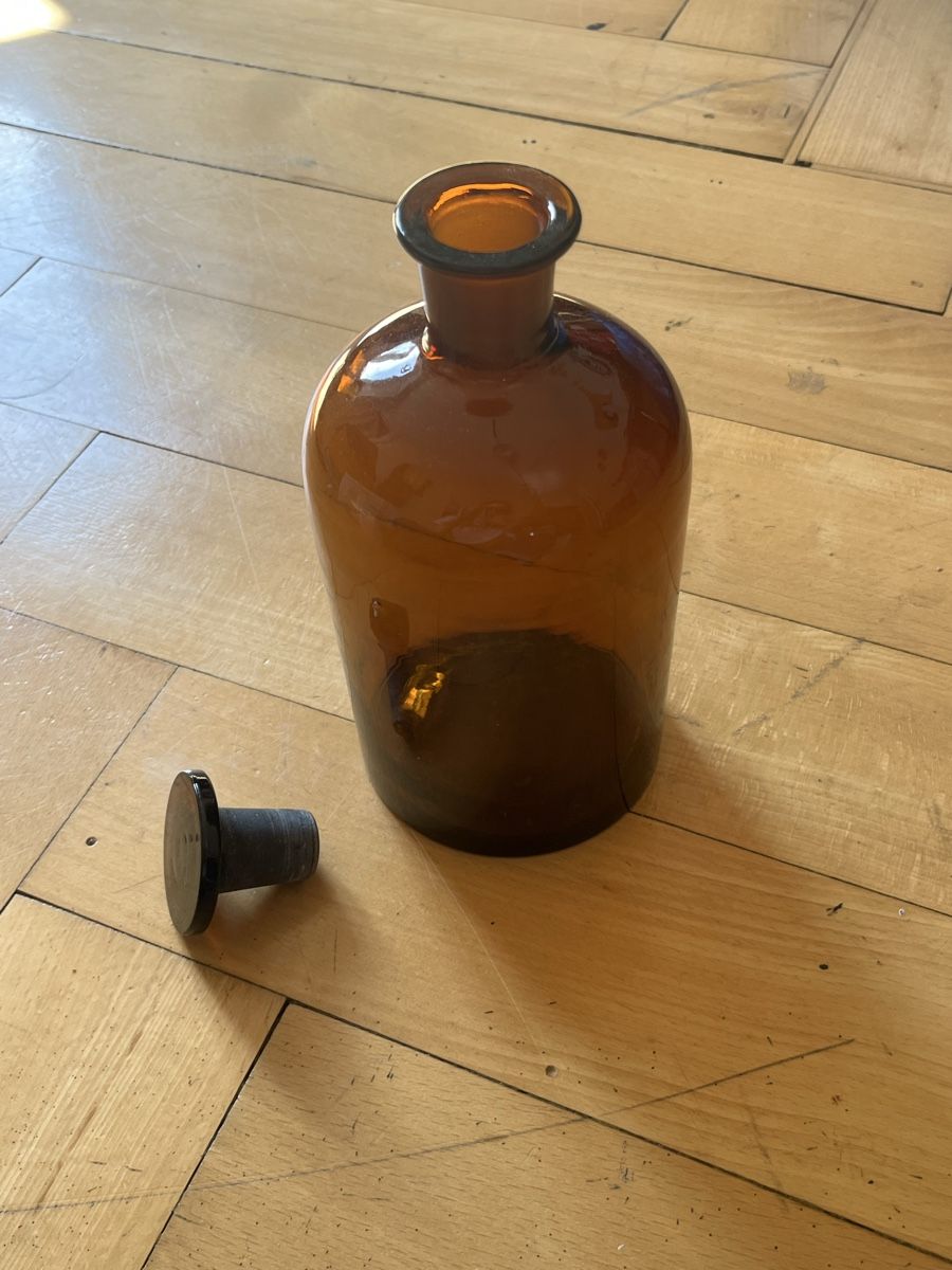 Bottiglie: Bouteille vintage en verre brun – Usato da La Chaux-de-Fonds venduto da vert_j 1