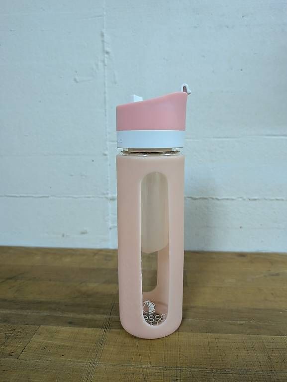 Borracce & Thermos: Pressa Bottle Pink – Usato da Hüttwilen venduto da frolens123