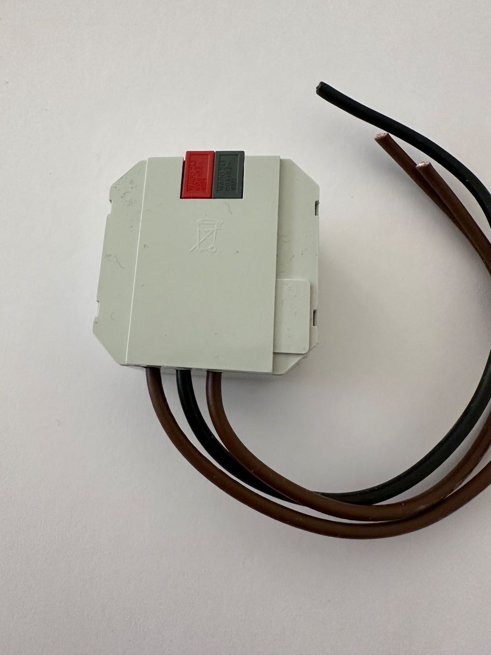 MDT Componenti elettronici: MDT KNX Jalousie Aktor – Usato da Schaffhausen venduto da el-buttre 1