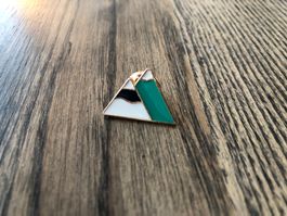 Pin Anstecker Berge Wanderlust Mountains