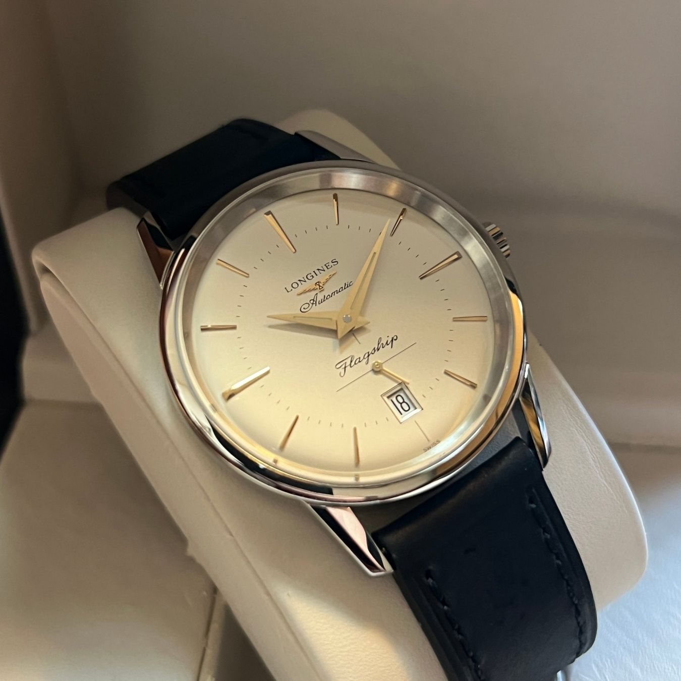 Longines Montres: Longines Flagship Automatic Date Full Set L4.795.4 – D'occasion à Carouge GE par Watchaser 7