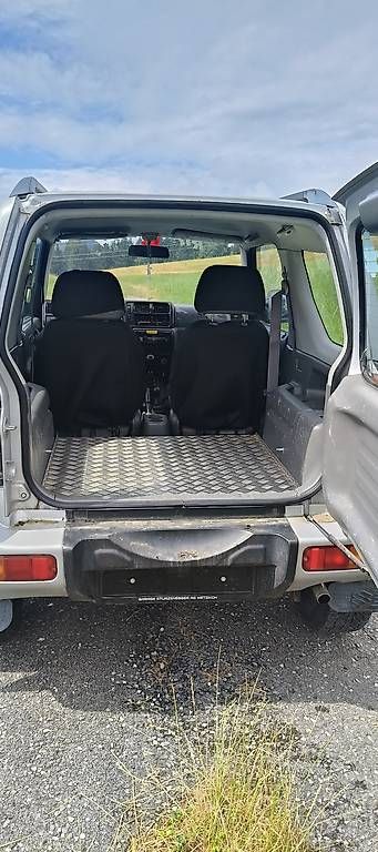Autos: Suzuki Jimny 30km/h – D'occasion à St.Gallenkappel par Marnyf 4