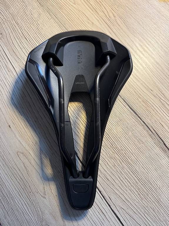 Pezzi di ricambio: Velosattel Fizik Vento 140mm – Usato da Schindellegi venduto da han_x2js 1