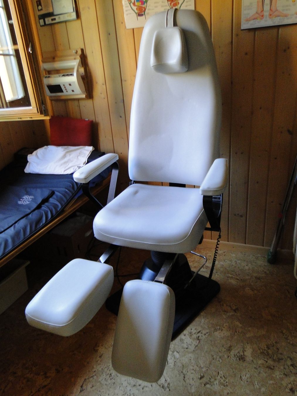 Pedicure: Fusspflegestuhl/ Massagestuhl – Usato da Giswil venduto da 2059rudolf 3