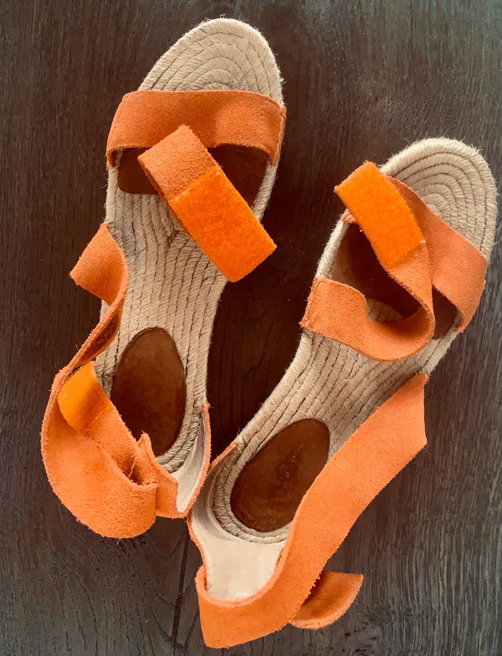 Ugg Scarpe da donna: UGG - Riemensandalette Damen orange Gr. 38 – Usato da Sursee venduto da escape62 3