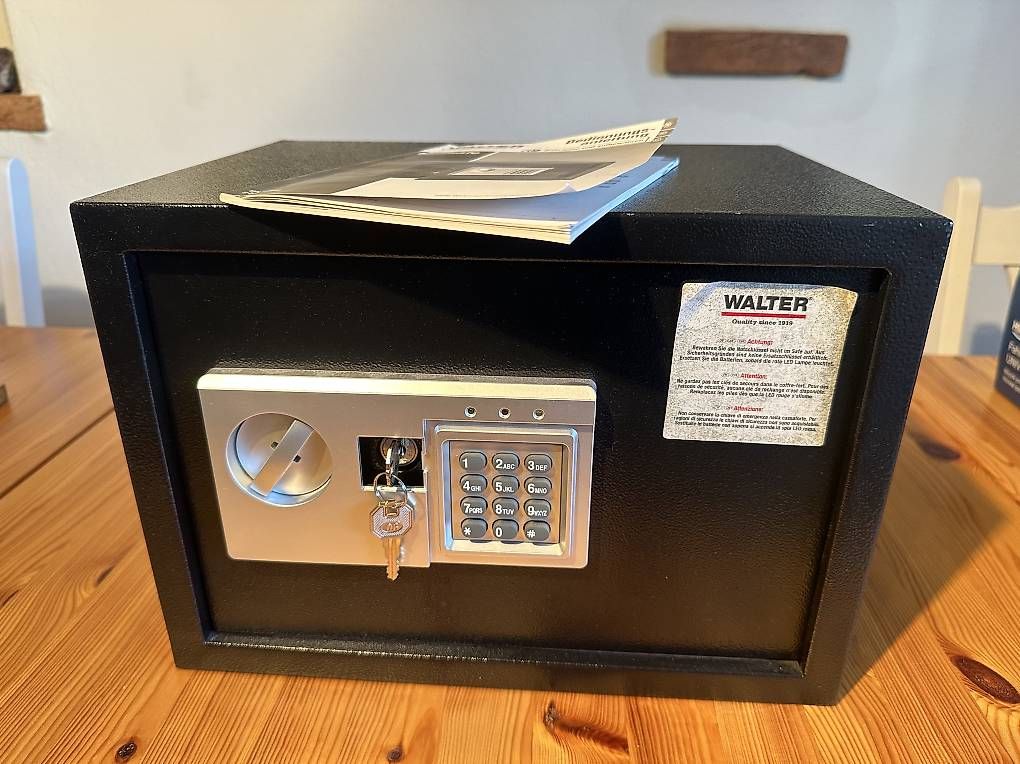 Casseforti: Minisafe – Nuovo e nell'imballaggio originale da Rebstein venduto da Svnb03