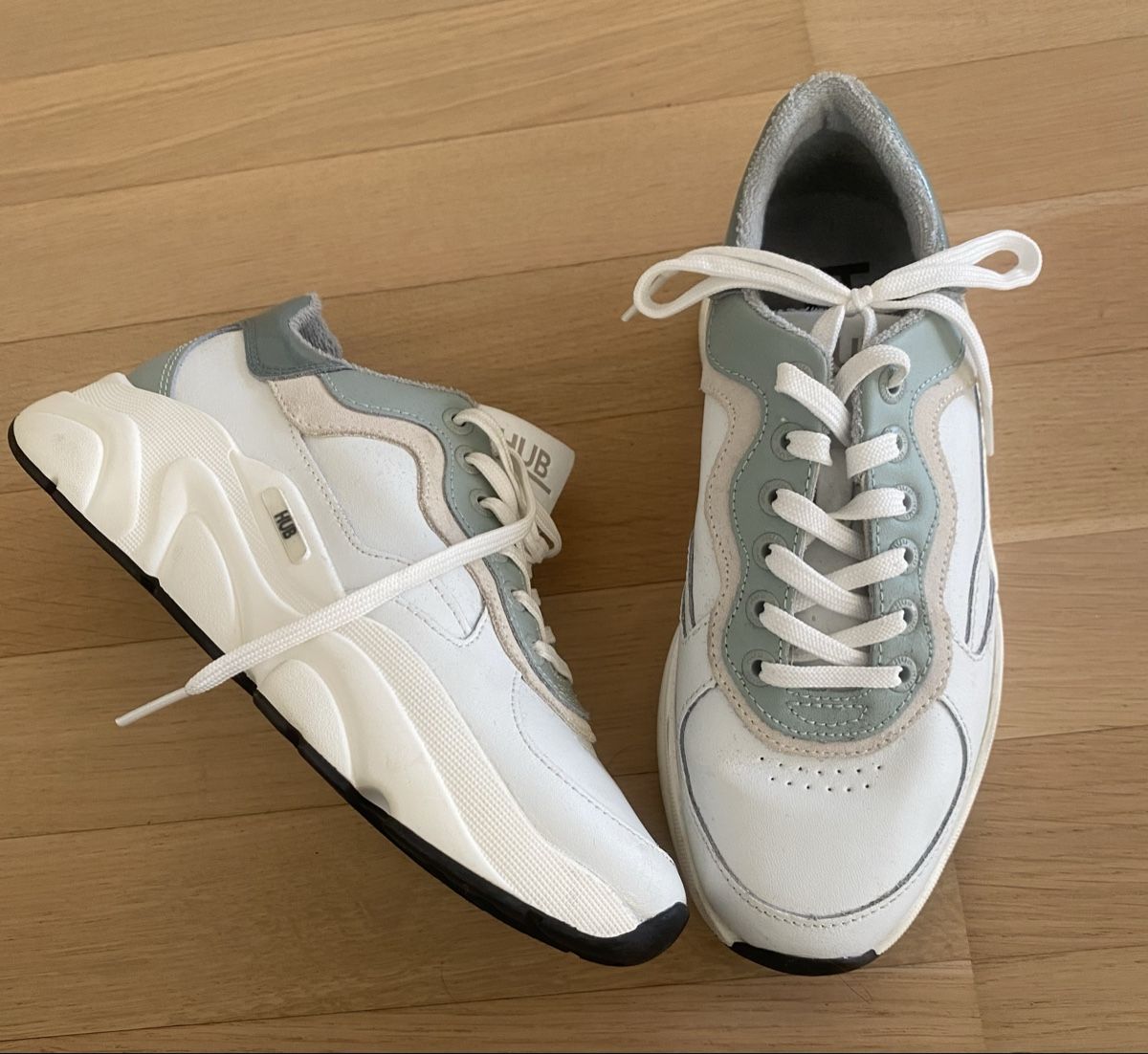 Scarpe da donna: Sneaker, Grösse 38 – Nuovo (secondo la descrizione) da Zuchwil venduto da patriziatr 1