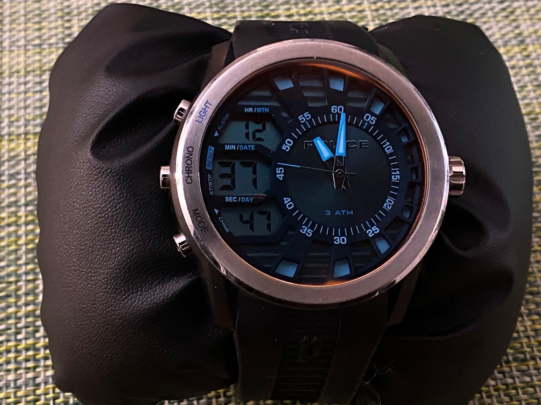 Montres: Police Uhr – D'occasion à Oberweningen par Marcelbalu