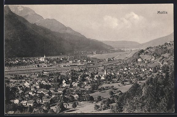 Cartoline postali: AK Mollis, Teilansicht mit Kirche – Usato da Berlin venduto da bartko-reher