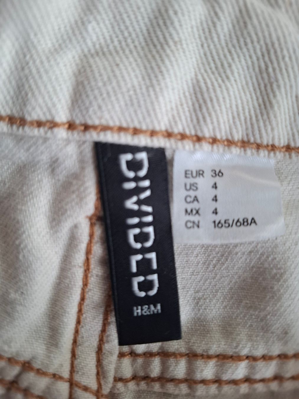 H&M Pantaloni: Jeans DIVIDED H&M light beige Grösse 36 – Usato da Birmensdorf ZH venduto da M4rwin 1