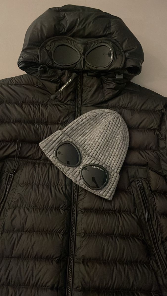 CP Company Giacche: C.P. Company Light Google Down Jacket + Mütze dazu – Nuovo (secondo la descrizione) da Gipf-Oberfrick venduto da nic_d69w