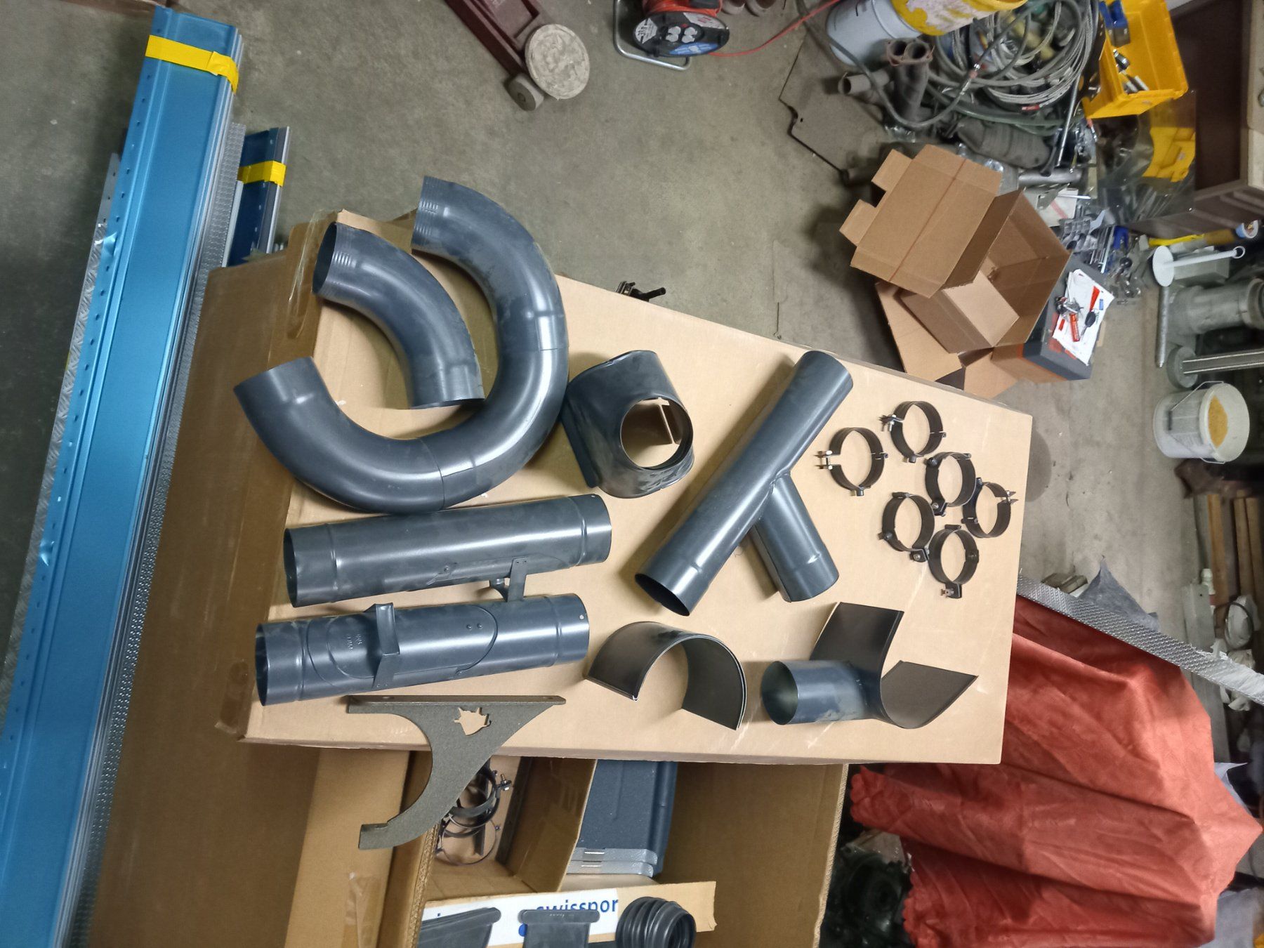 Altri materiali da costruzione: Rohrschellen Regenrinne Ablaufrohr 100mm  Prefa – Nuovo (secondo la descrizione) da Obergösgen venduto da typ_qb9v 1