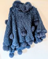 Wunderschöner, weicher Echtfell-Poncho mit Kapuze