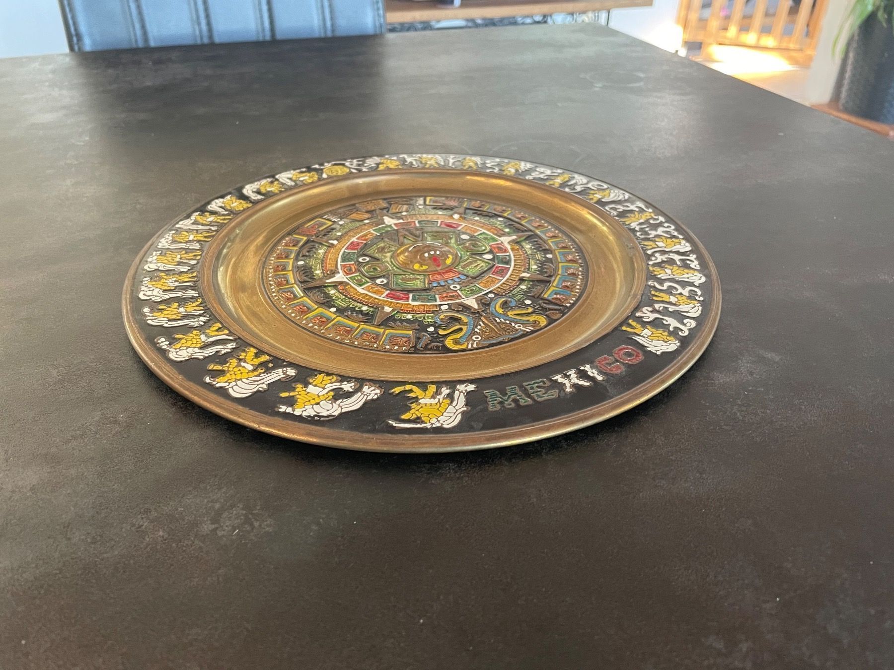Piatti di portata: Ancien Plat en Laiton Mexico – Usato da Vallamand venduto da Bricbracbroc82
