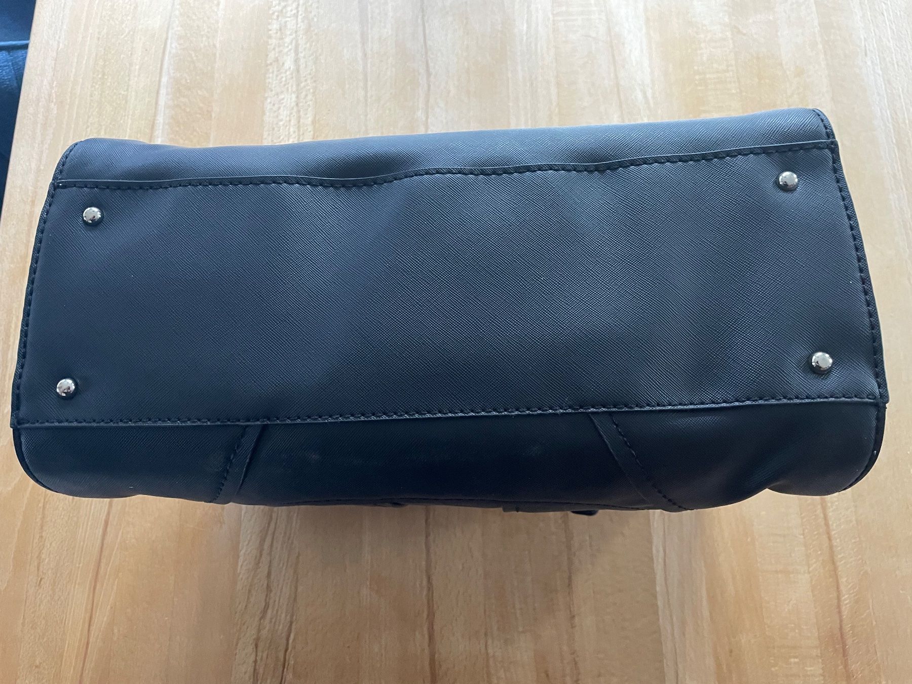 Guess Borse da donna: Sac Guess noir neuf – Nuovo e nell'imballaggio originale da riddes venduto da lauali01 3