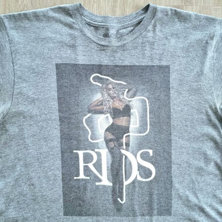 Vintage RDS Skate Shirt L Shakira Y2K Skateboard Music Grey