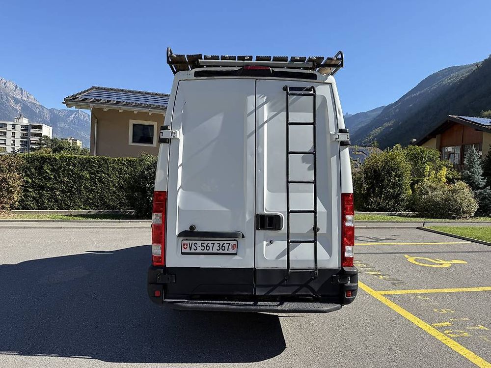 IVECO Daily 35S14V expertisé 09/2026 distribution 2025 (Gebraucht) in ...