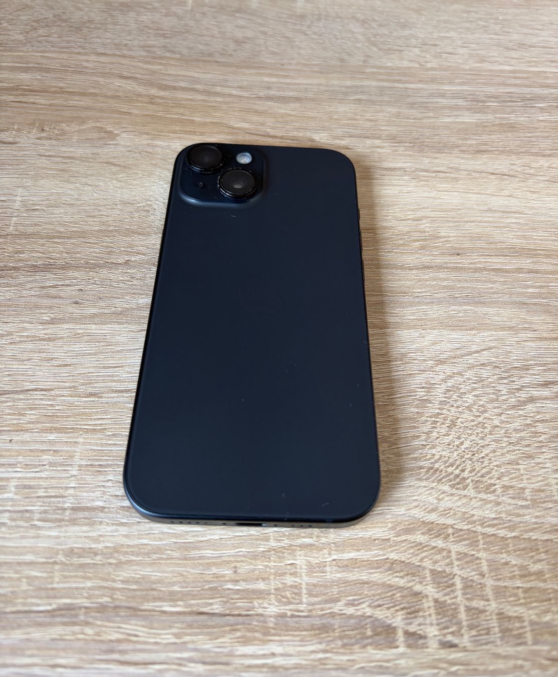 Apple Telefoni cellulari / Smartphones: Apple IPhone 15 zu verkaufen! – Nuovo (secondo la descrizione) da Thörigen venduto da leo_7yb2 1