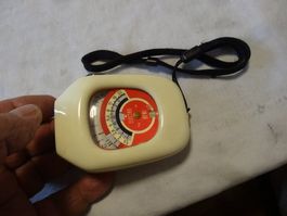 KAMERA LICHT MESSER-BEWI-TRAGE.LÄÜFT ABER ANTIK.OHNE GRANTI