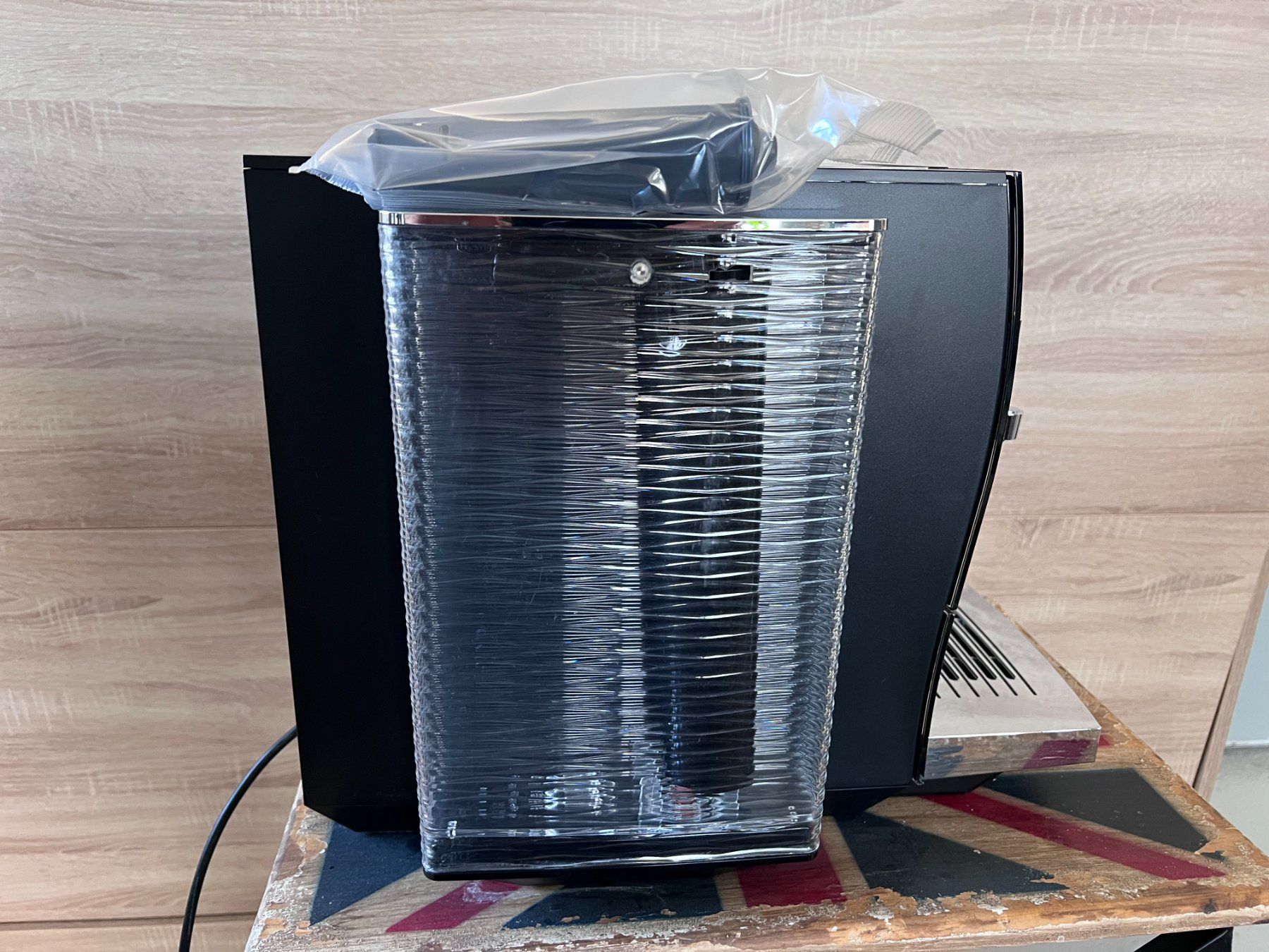 Jura Macchine per caffè & Macchine per espresso: Jura Z10 Kaffeemachine – Usato da Wangen ZH venduto da Blumen29 1