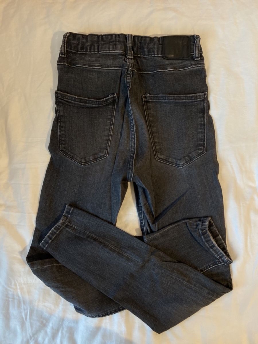 Zara Jeans: Jeans gris slim Zara – Usato da Chêne-Bougeries venduto da sor_9rzp 1