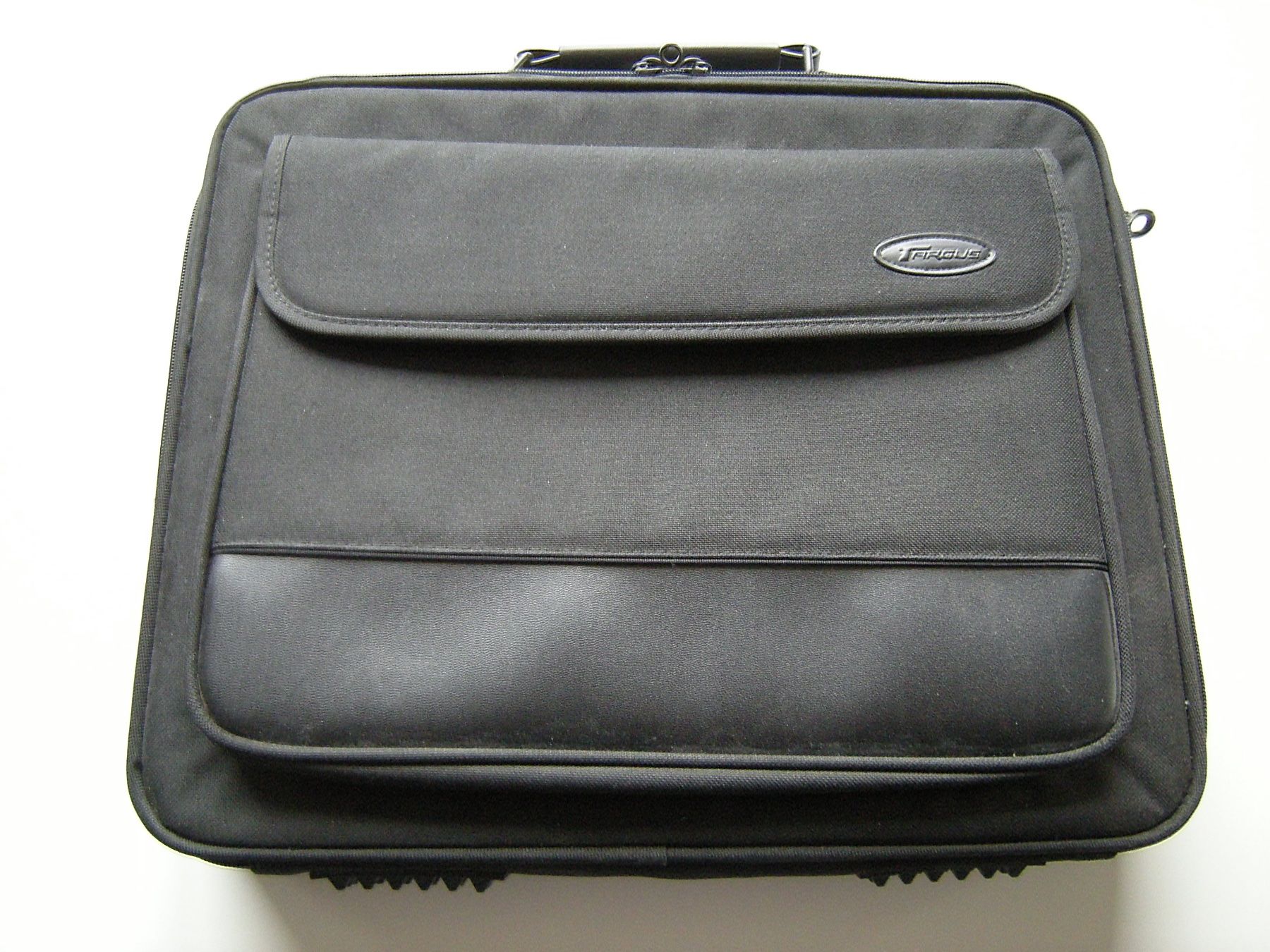 Targus Borse: LAPTOP-TASCHE – Nuovo (secondo la descrizione) da Basel venduto da Ceebee62