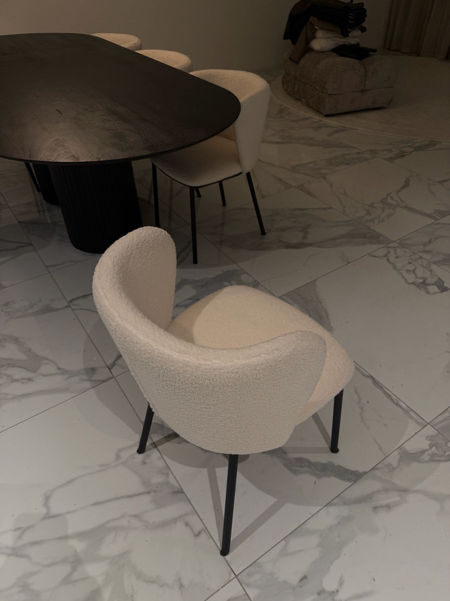 Maisons du monde Tavoli: Esstisch 240cm inkl. 6 Stühlen – Usato da Küsnacht ZH venduto da Pfiffiekus 3